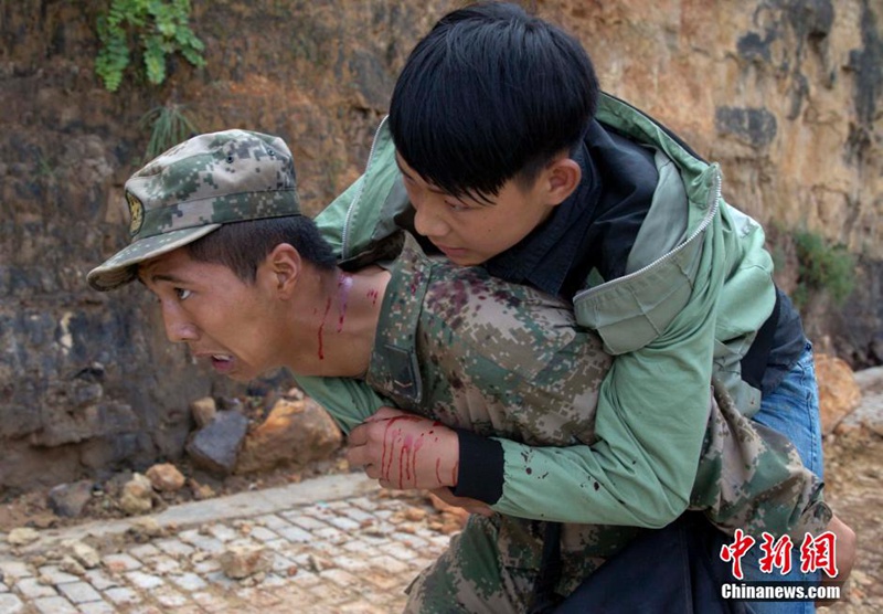 ????? ???(劉關(guān)關(guān)) ????