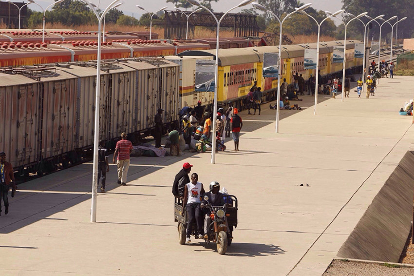 中, ??? ?? ?? ?? ? ?? ???? ??