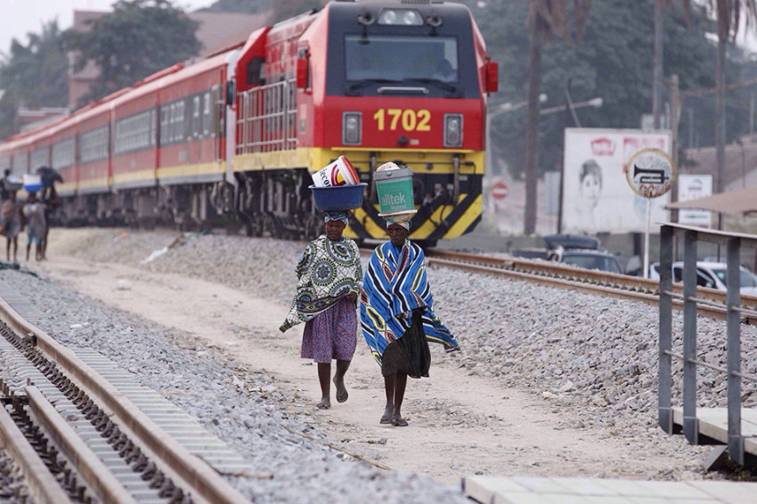 中, ??? ?? ?? ?? ? ?? ???? ??