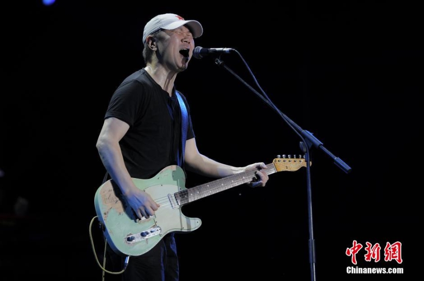 ??? (崔健)????? ??(佟鬱) ????