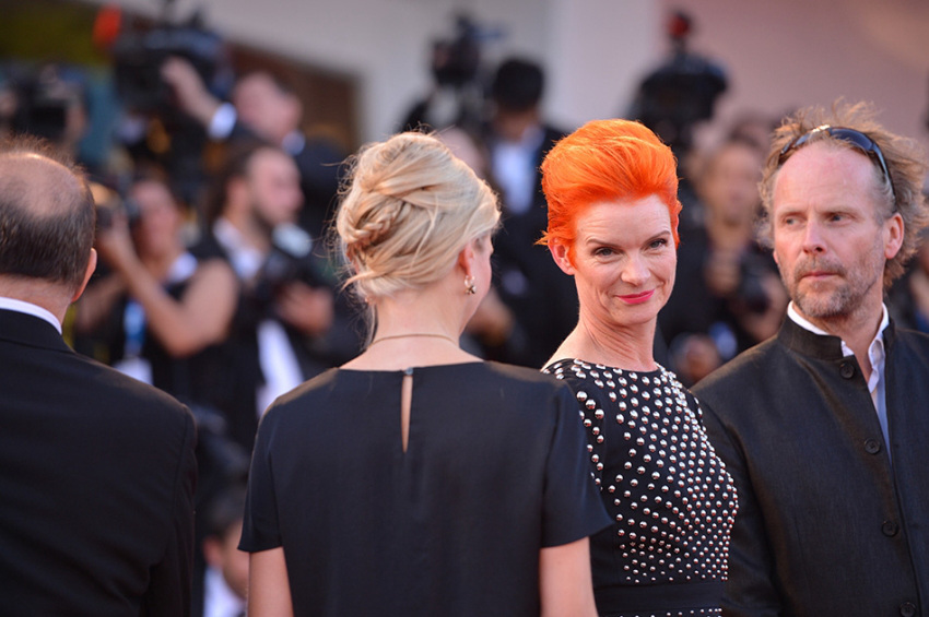 71? ???? ??? ??, ???? ? 中 ??? ??