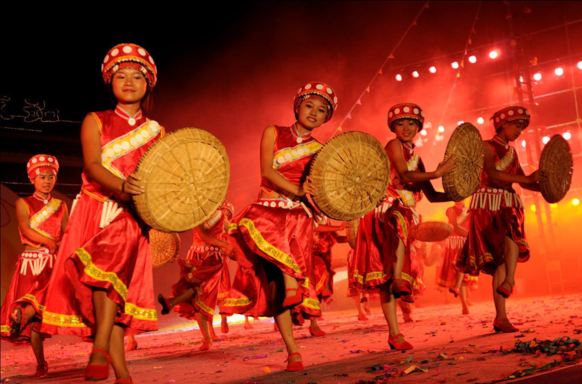 ??? ???? ????, ??(彝族) ???