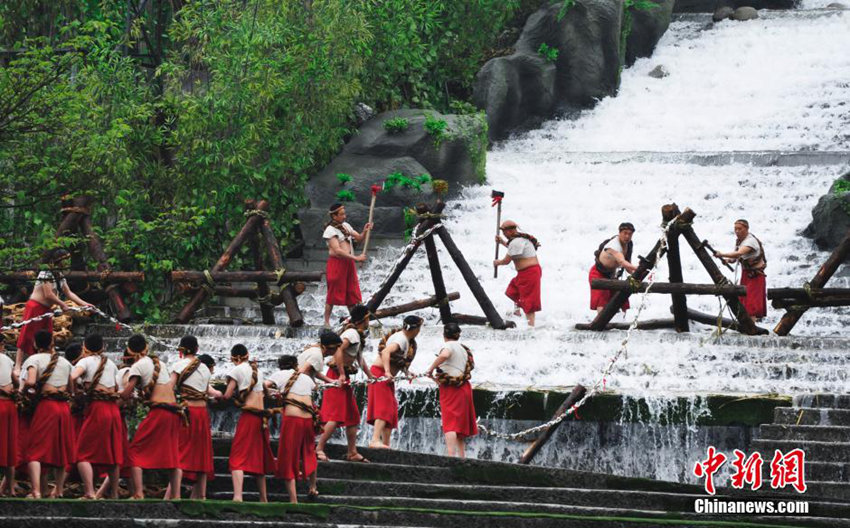 ?? ??? ???? ‘????（拜水大典）’ ??