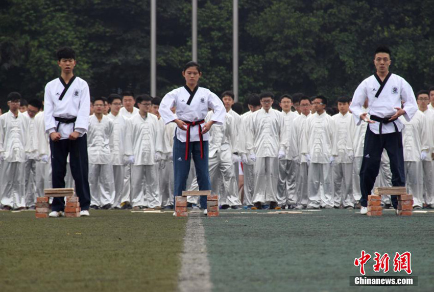 ?? ?? ???, ??? 600?? ?? 