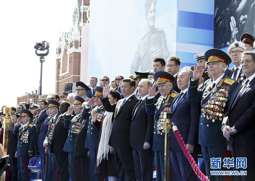 ???, 露 ????? ?? 70?? ???? ??