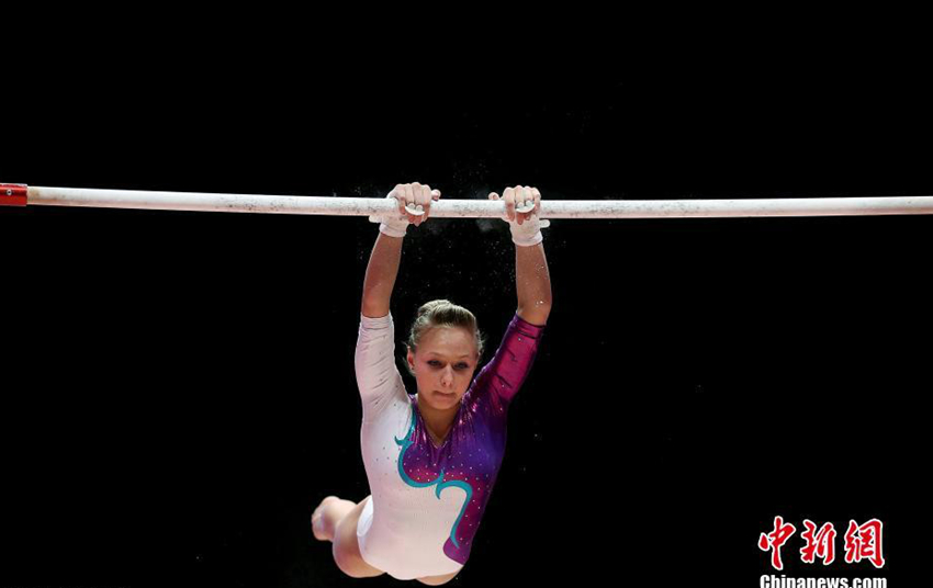 ??????? ?????, 中?? ??? 4? ?? 金