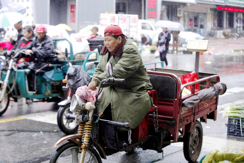 6?? ???, ?????&???? ???? ??