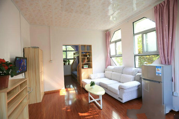 ?? ? ?? ‘??? ???’, 1?? 2200??