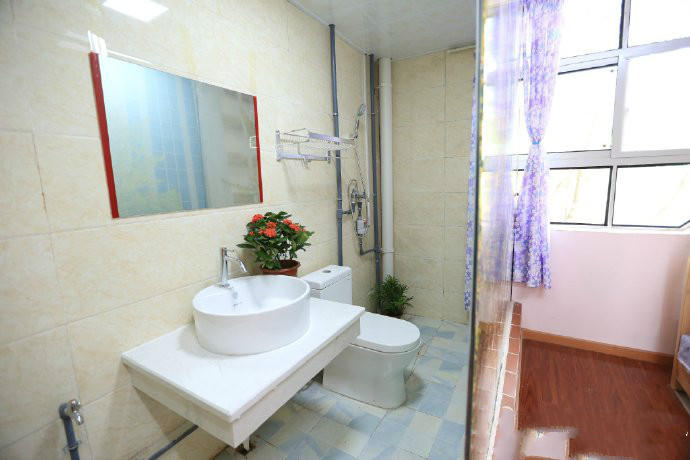 ?? ? ?? ‘??? ???’, 1?? 2200??