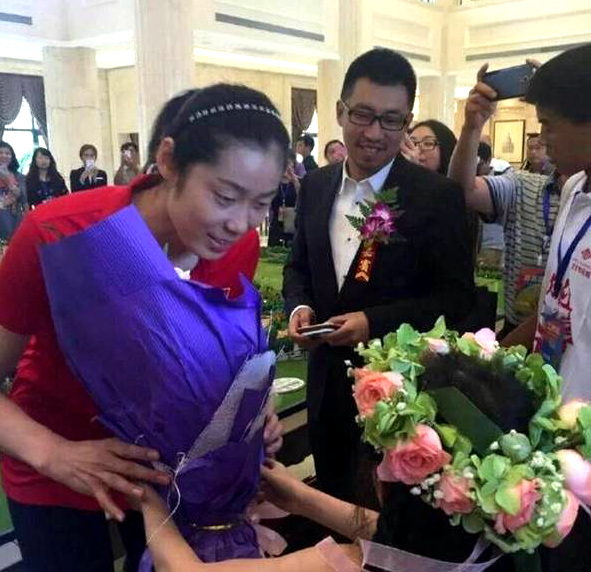 中 ????? ?? ??, 6???? ?? ????