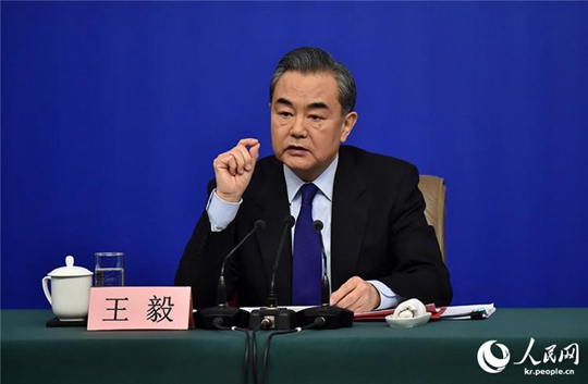 [???] 3? 8? ?? ?? 中 ??? ?? ???? ??