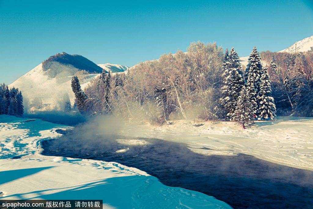 [1? 4? ??/?? ??: Sipaphoto]