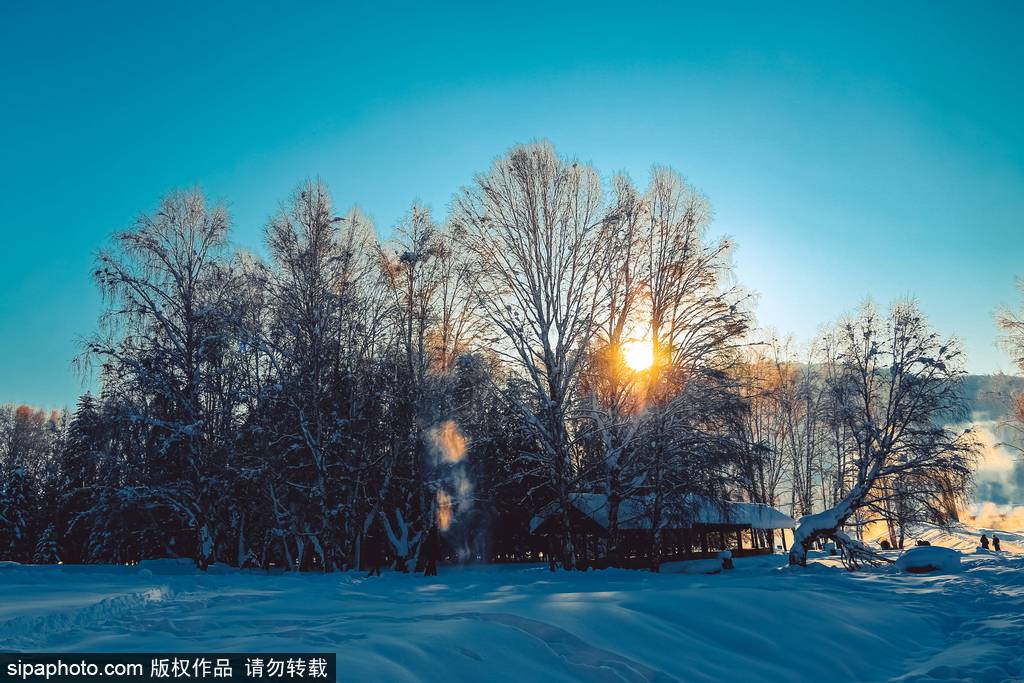 [1? 4? ??/?? ??: Sipaphoto]