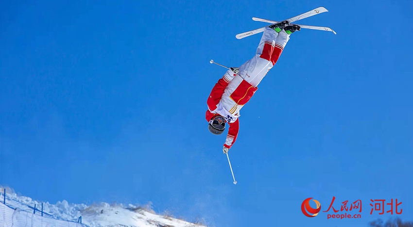 ????(張家口) ?? ??(雲(yún)頂)????? ????? ???? ??. [?? ??: ??(呂林)]