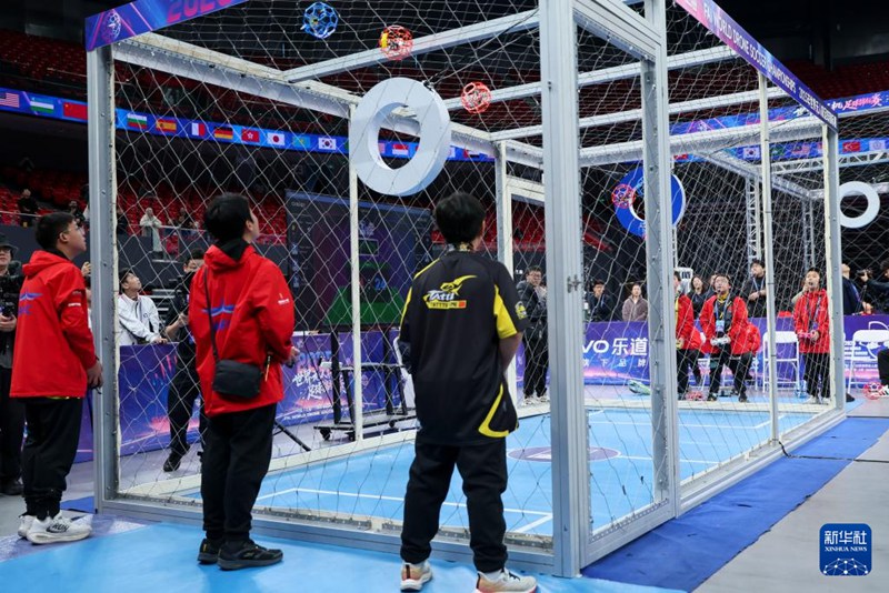 ?? B1?? F9A-B ?? ????? ?? ?? ?? [11? 18? ??/?? ??: ???]